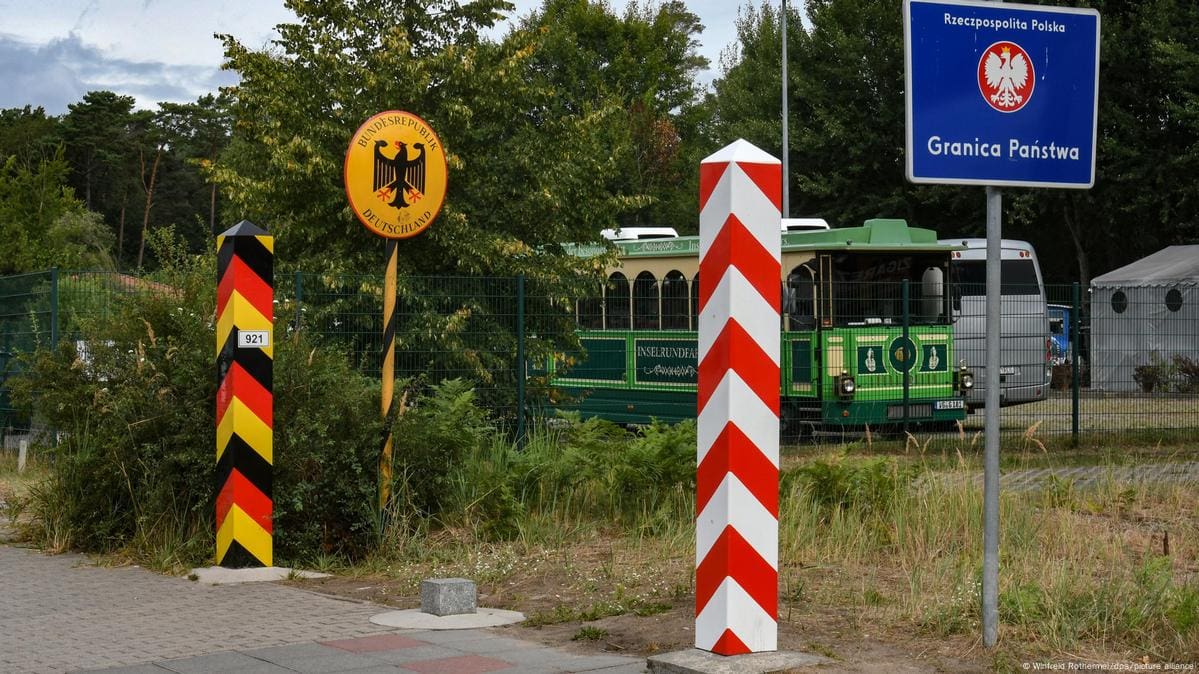 С ОКТЯБРЯ 2025 ГОДА ЕС ОТМЕНИТ ШТАМПЫ В ПАСПОРТАХ: ЧТО НУЖНО ЗНАТЬ О НОВОЙ СИСТЕМЕ КОНТРОЛЯ